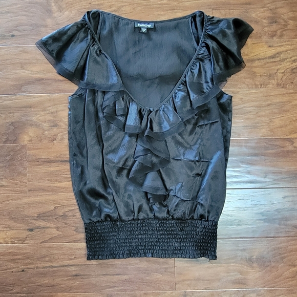 Bebe Silk V-neck Ruffle Dressy Black Tank Top Size Small - Picture 4 of 9